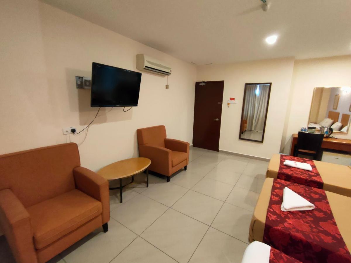 Mrc Hotel Melaka Raya Εξωτερικό φωτογραφία
