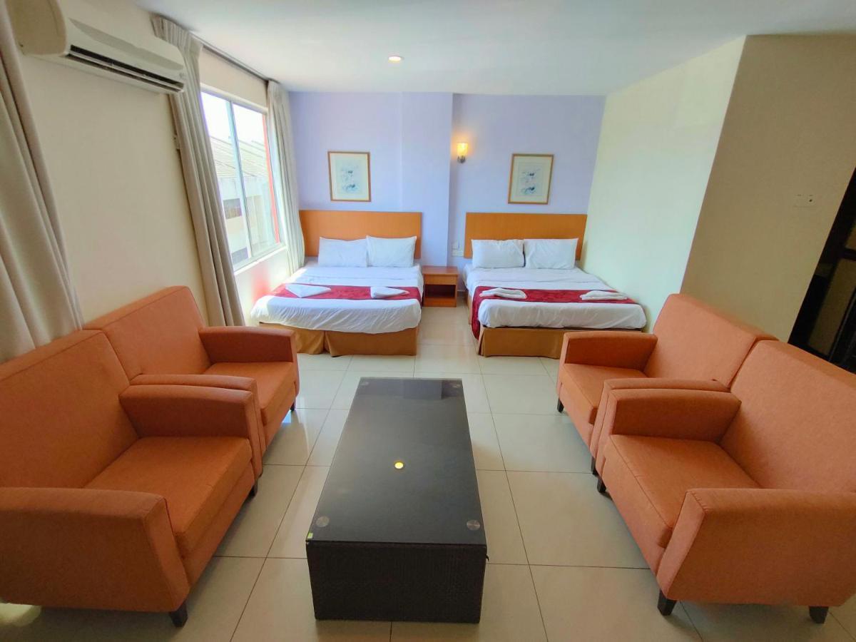 Mrc Hotel Melaka Raya Εξωτερικό φωτογραφία