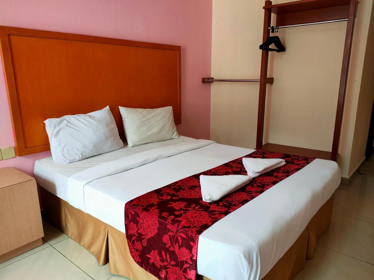 Mrc Hotel Melaka Raya Εξωτερικό φωτογραφία