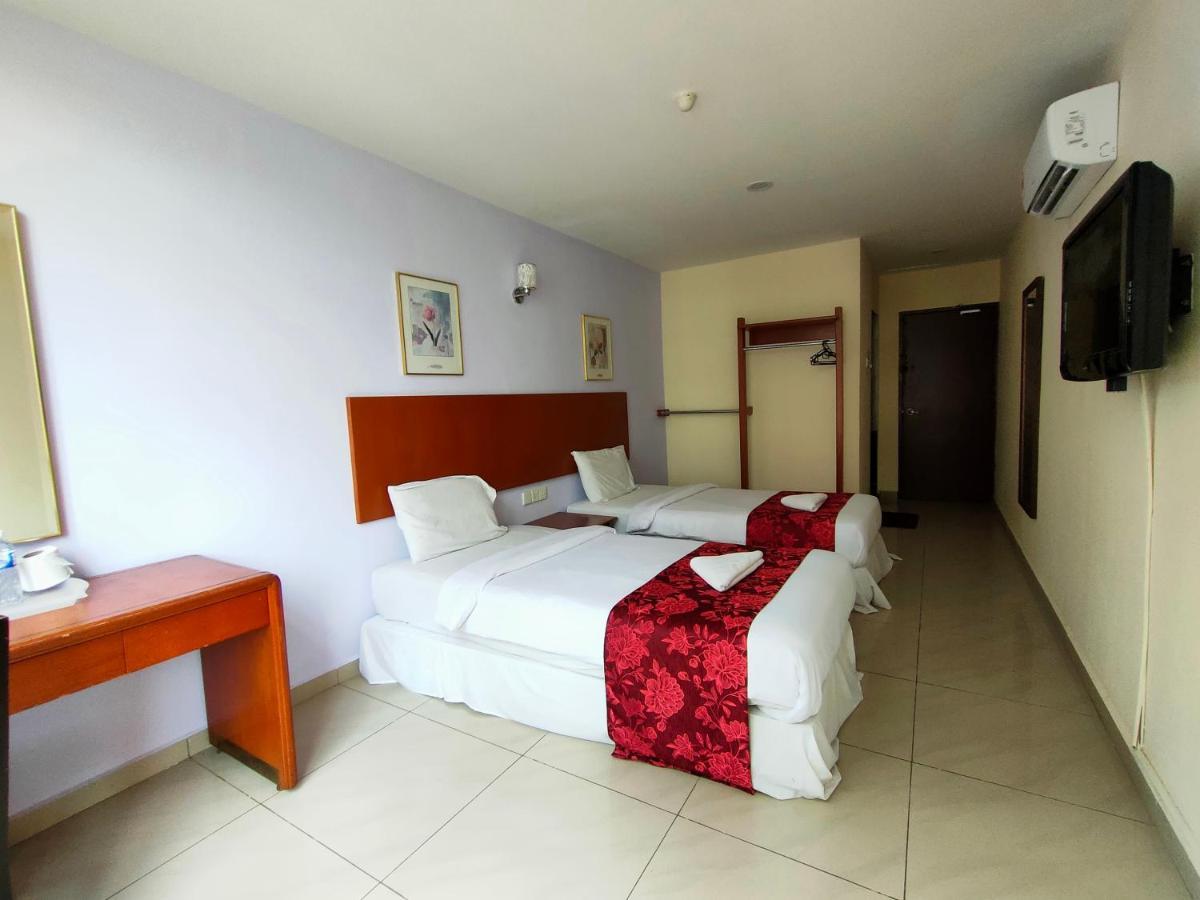 Mrc Hotel Melaka Raya Εξωτερικό φωτογραφία