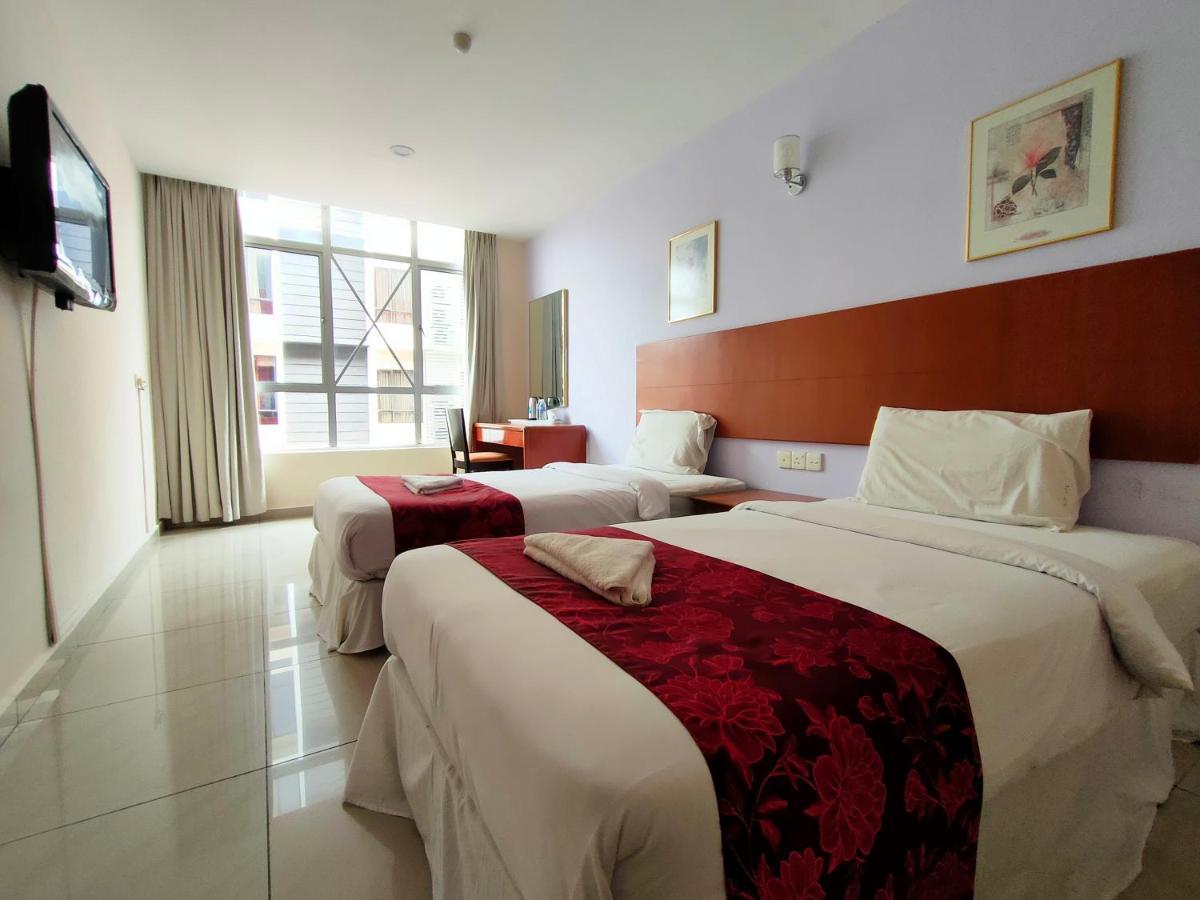 Mrc Hotel Melaka Raya Εξωτερικό φωτογραφία