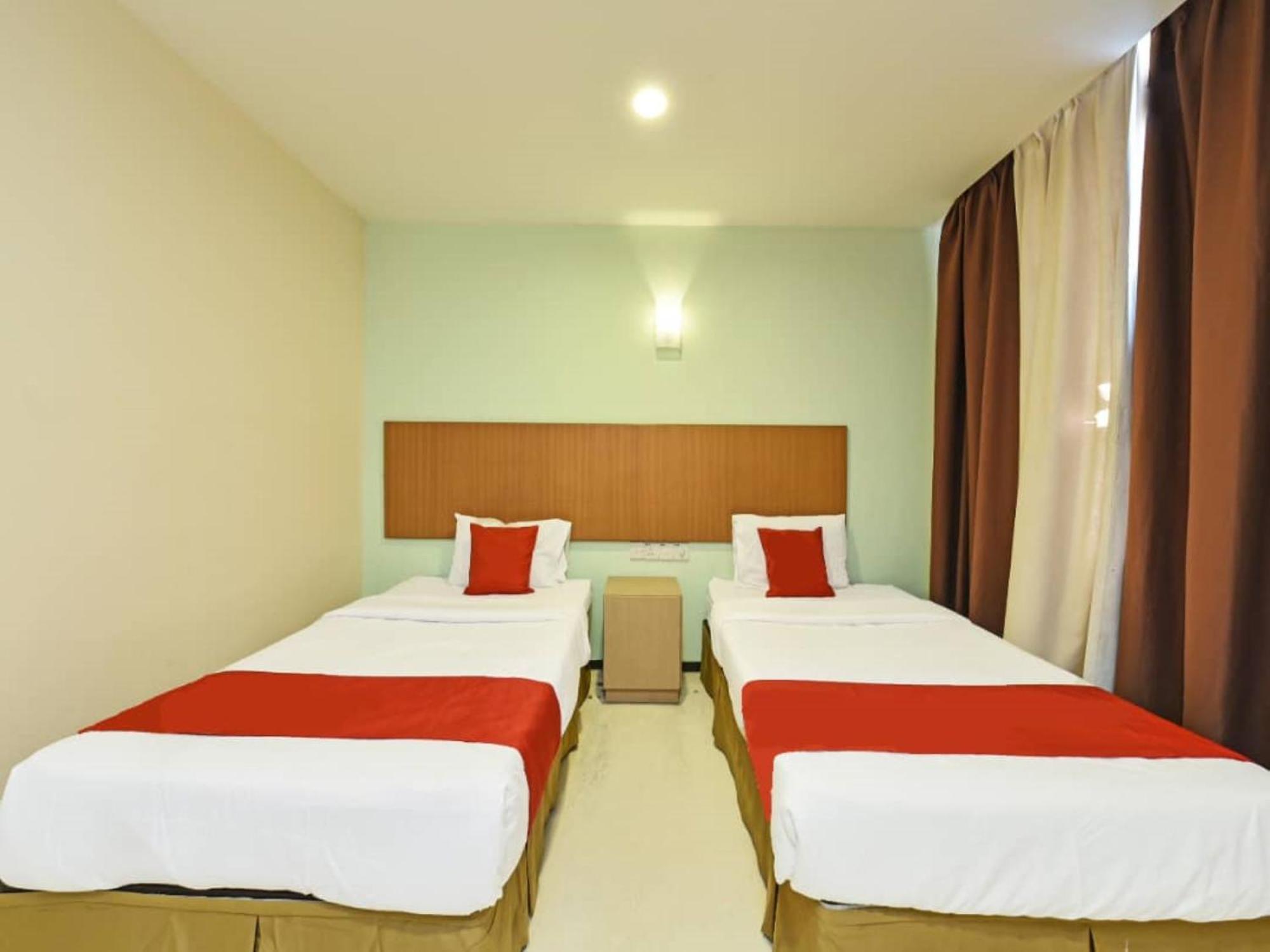 Mrc Hotel Melaka Raya Εξωτερικό φωτογραφία
