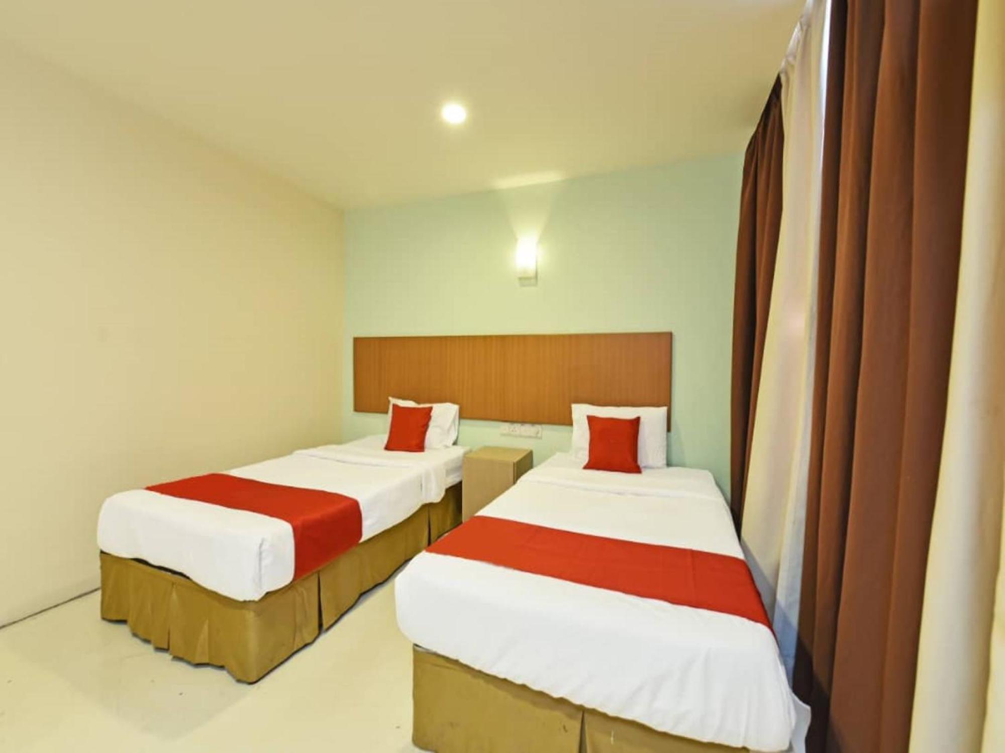 Mrc Hotel Melaka Raya Εξωτερικό φωτογραφία