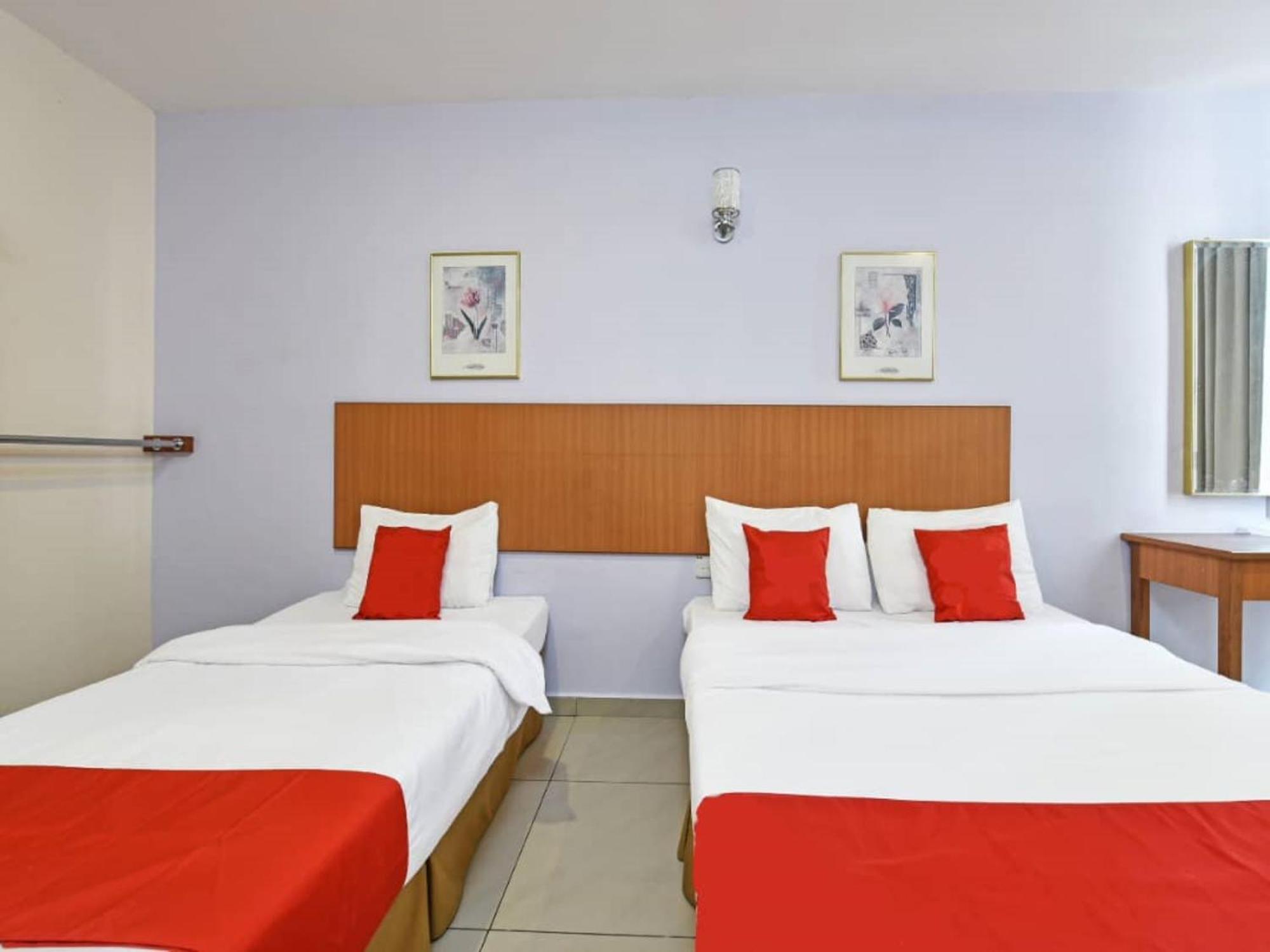 Mrc Hotel Melaka Raya Εξωτερικό φωτογραφία
