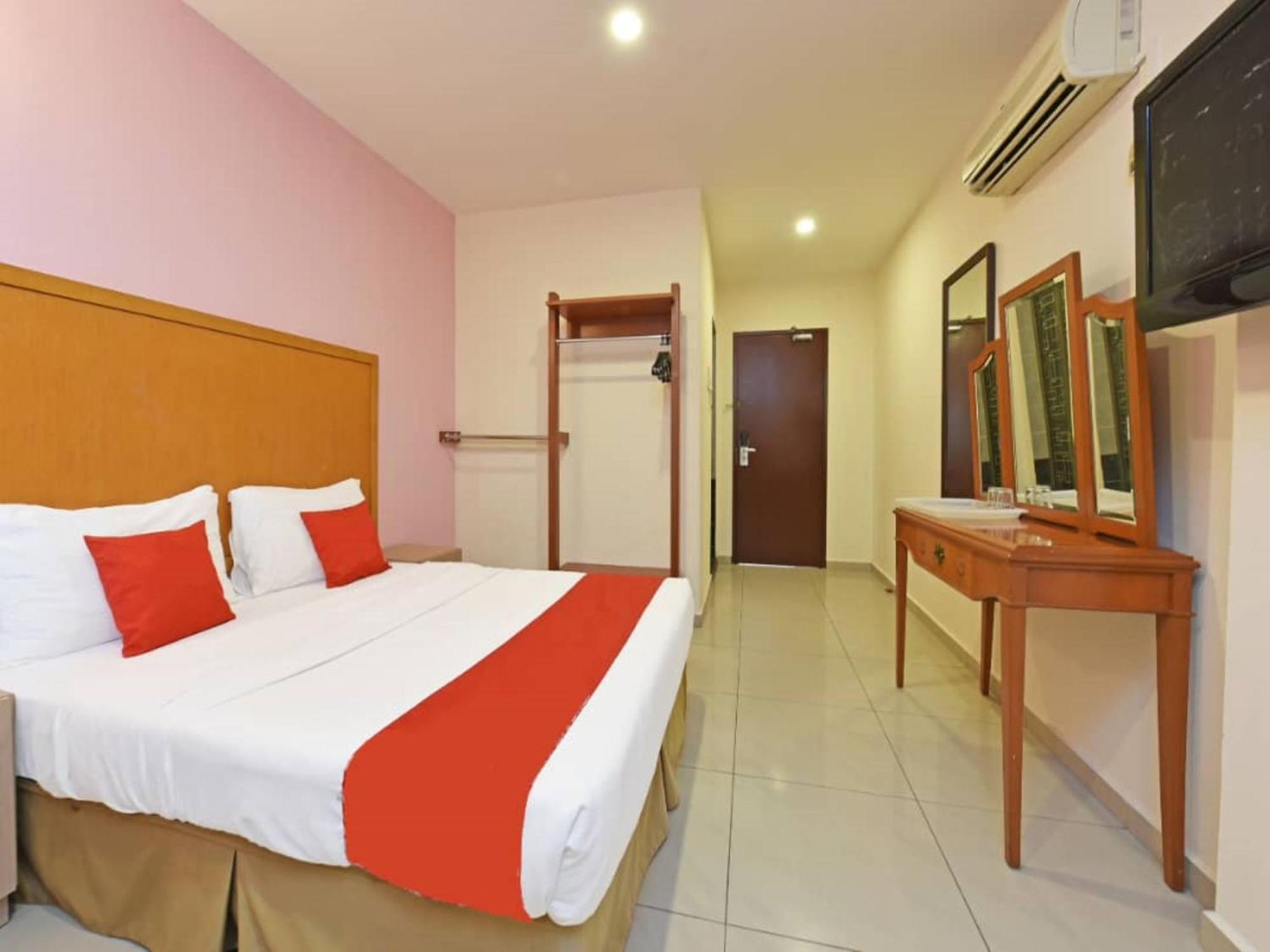 Mrc Hotel Melaka Raya Εξωτερικό φωτογραφία