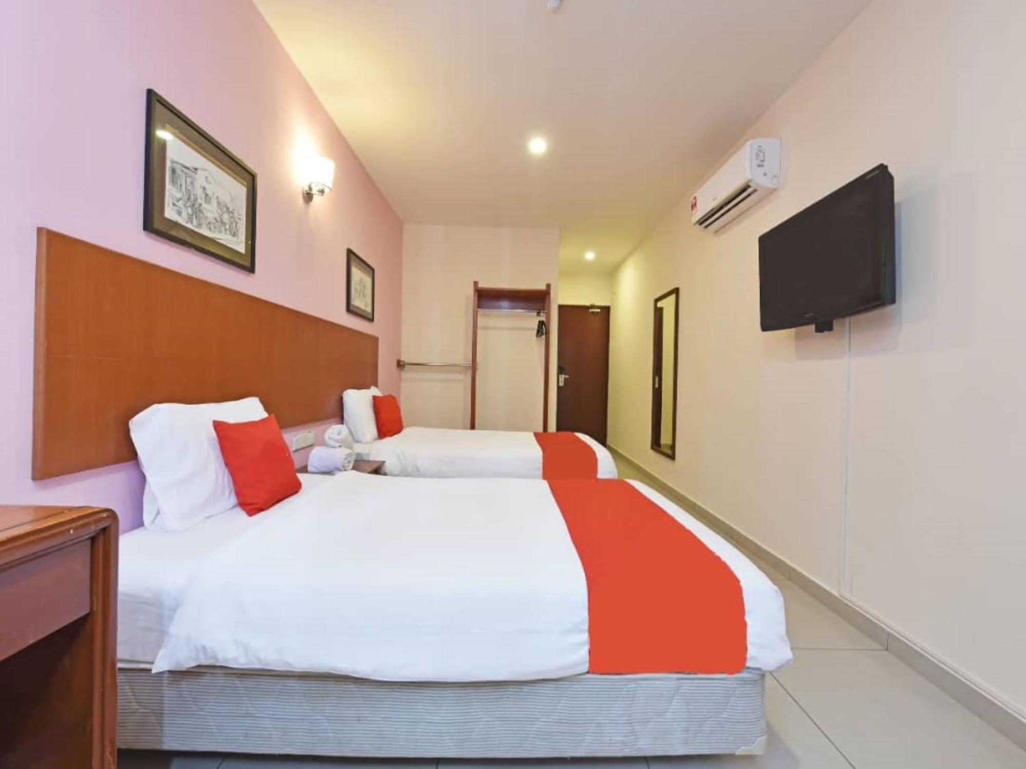 Mrc Hotel Melaka Raya Εξωτερικό φωτογραφία