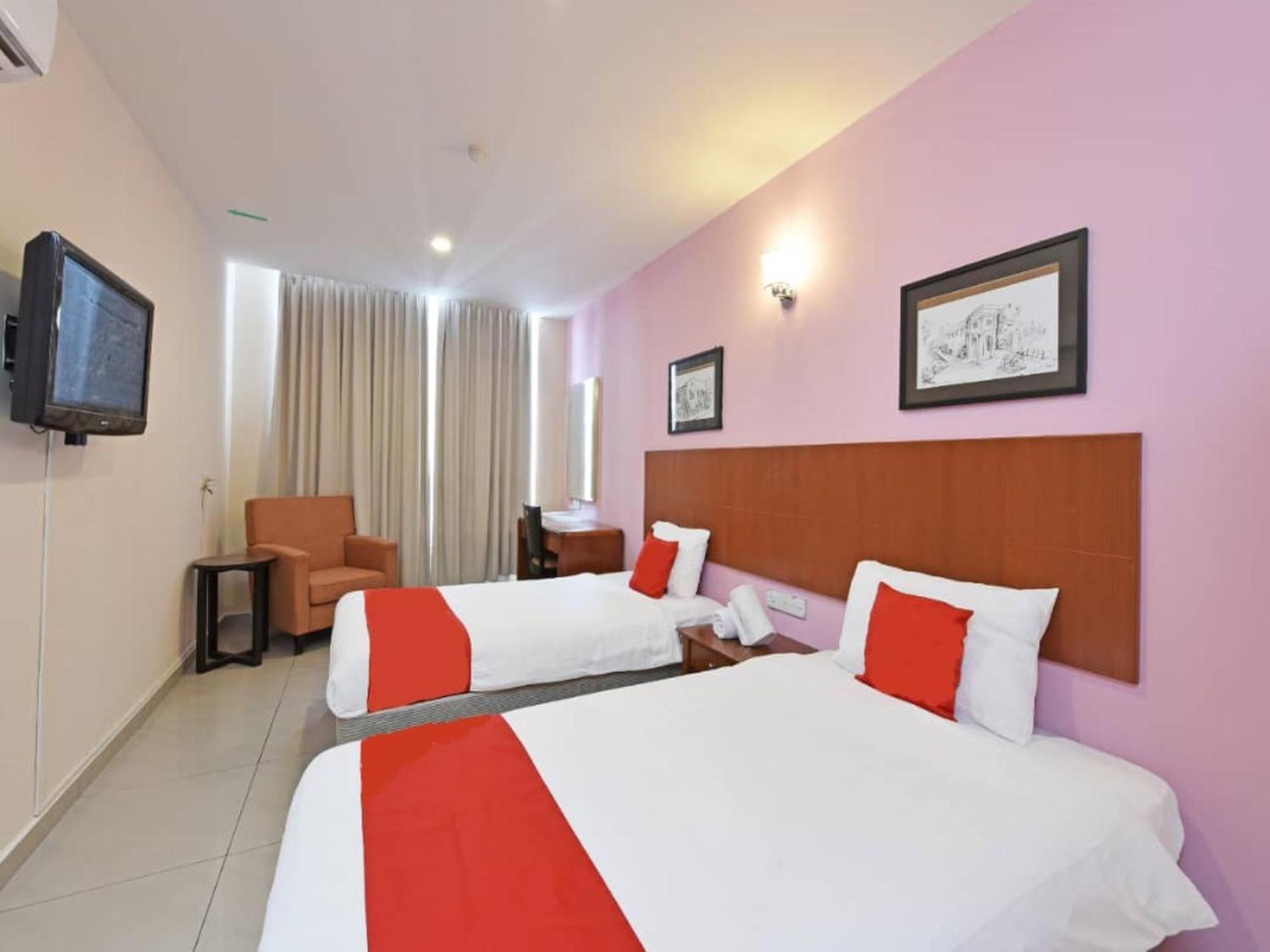 Mrc Hotel Melaka Raya Εξωτερικό φωτογραφία