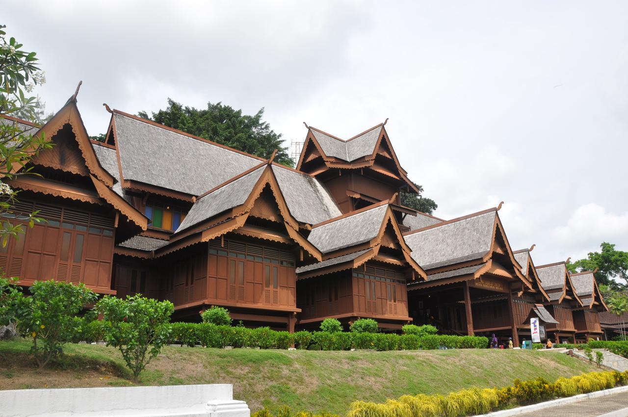 Mrc Hotel Melaka Raya Εξωτερικό φωτογραφία